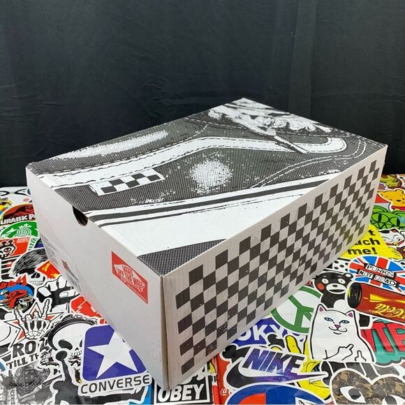 Vans SK8-Hi Reynolds Suede Size 8.5 Mens / 10 Womens - Picture 14 of 15